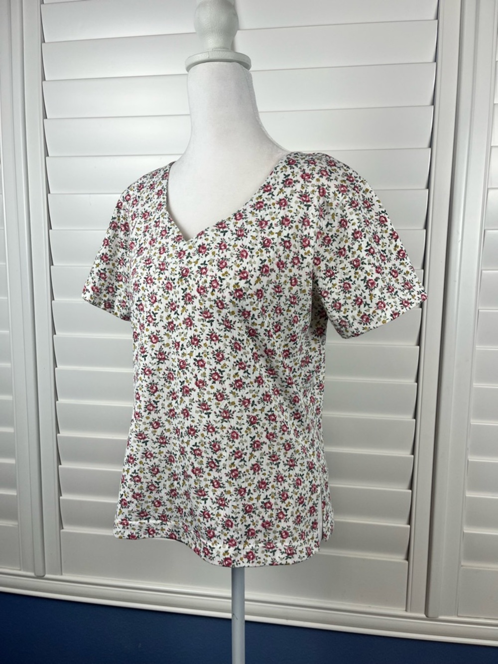 Currants V-Neck Short Sleeve Floral Blouse White&Pink Cottagecore Coquette Fairy